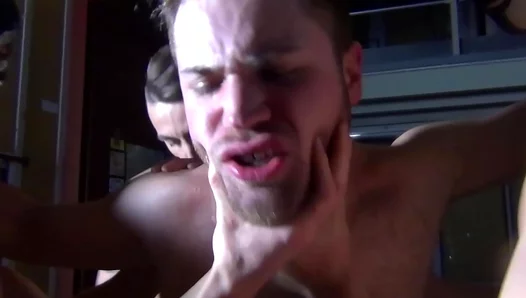 Mathieu vs Ridley: Steamy Gay Battle Ends in Passion – FrenchIntenseAction 18+