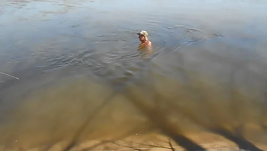 Naked Thrills: Skinny Dipping Bros Take On Cold Des Moines Rapids – 18+