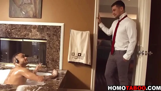 Stepbrother Takes Control After We Clash Over You – GayPornHeat 18+