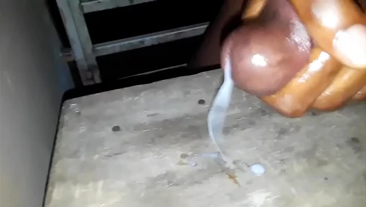 Under the Stars: Hot Quickie Ends in Massive Cum Explosion – 18+