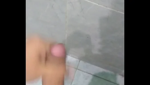 Steamy Shower Surprise: Deep Throat Blowjob During Lockdown – GayPornHeat 18+
