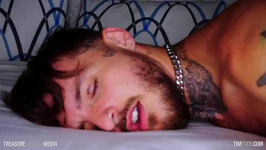 Tattooed Hunk Takes Long Blowjob Ride Until Spent – Massive Meat Eater Domines Hard