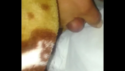 Spying on Hot Amateur Guys Jerking Off Their Huge Cocks – Secret Gay Voyeur Scene
