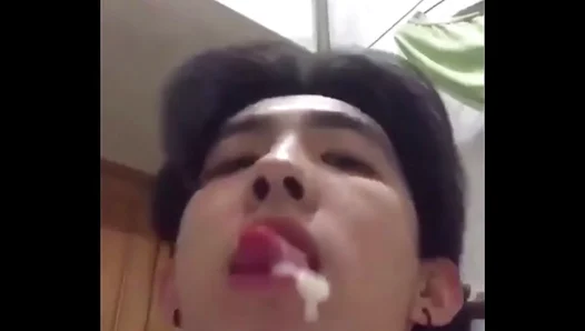 Hungry Young Thai Twink 18+ Devours His Own Creamy Load – Hot Solo Session