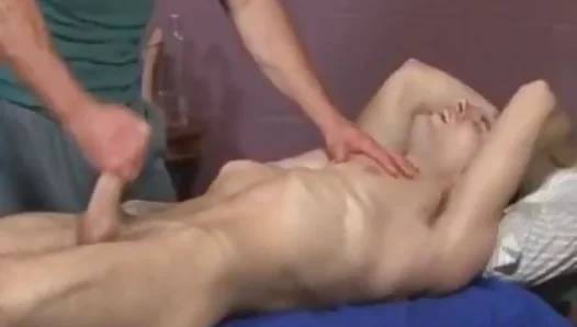 Massage Ends Hot: Muscle God Cums Hard After Full Body Rub – GayXXX 18+