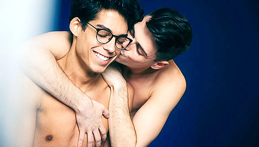 Nico Leon Craves Rough, Unprotected Ass Play on Massive Bed – CockyBoys