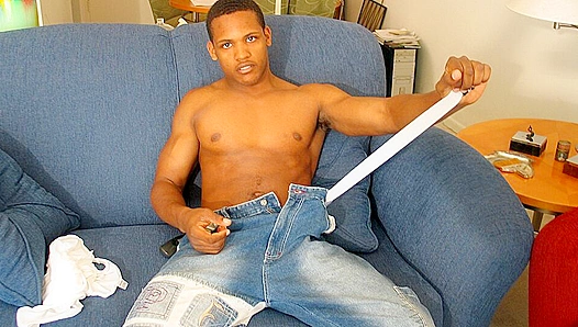 Alejandros Fiery Solo: Milking His Thick Latino Hard-on – CircleJerkBoys
