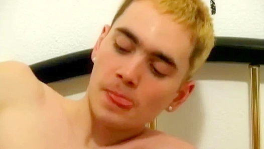 Henry Ricks Steamy Race to Epic Gay Climax — Passion Ignites Fast