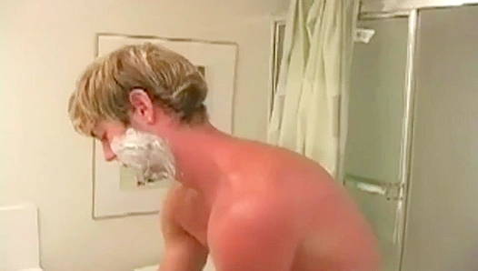 Luke Strokes His Thick British Cock with Utmost Pleasure – CircleJerkBuddies
