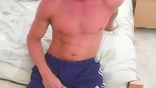 Luke Strokes His Thick British Cock with Utmost Pleasure – CircleJerkBuddies