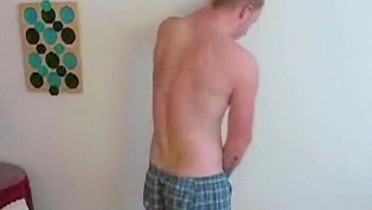 Mr. Woods Steamy Solo Session – Cuteness Overload as He Buries Himself in Pillows –