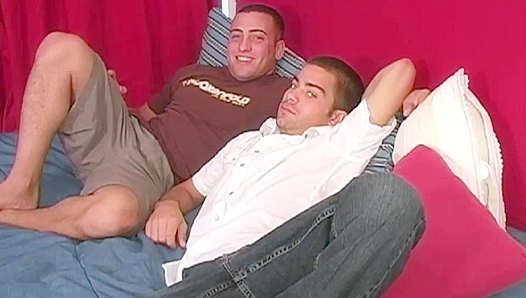 Rex Keegan Gets Hard Fast—Steamy Group Jackoff Session – GayPornChat 18+