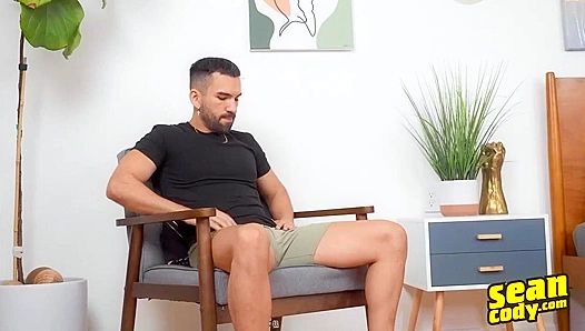 Hard Horny: Muscle Twink JERKS Massive Rod Live – SeanCodyX