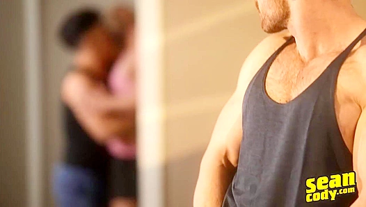 Hardbodies Soaked in Sweat: Intense Gym Threesome Action – SeanCodyX 18+