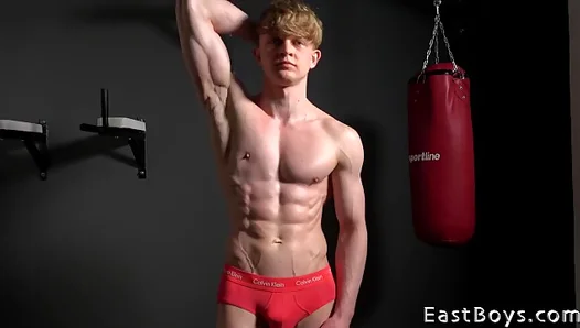 Muscle Twink 18+ Begs for Hardcore Booty Calls – Steamy Gay Workout Frenzy