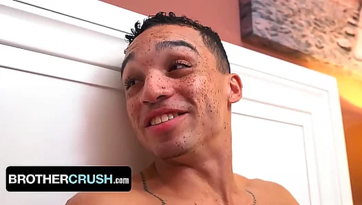 Stepbro Showdown: Cock Sling Battle Leads to Hot Blowjob Finish – StepBrotherCrush