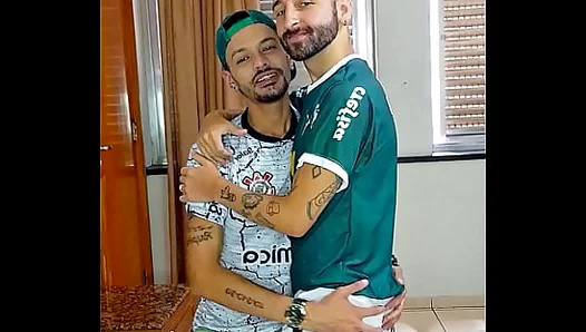 Sneaking into the Locker Room: Fucks My Straight Teammates Tight Ass – Palmeiras Threesome