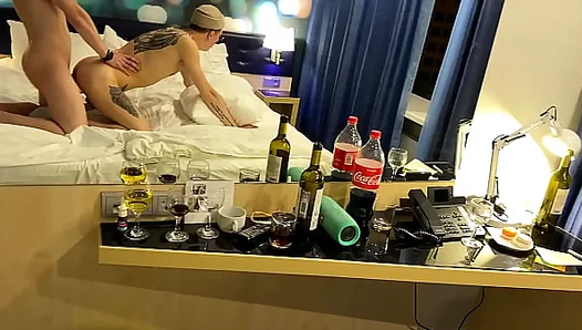 First-Time Rough Ride: Hipster Bares Ass for Giant Cock – GayPorns 18+