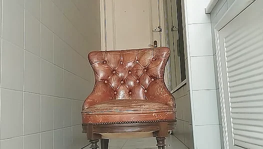 Massive-Cock Dude Drags Chair to Bath for Hot Solo Ride – 18+