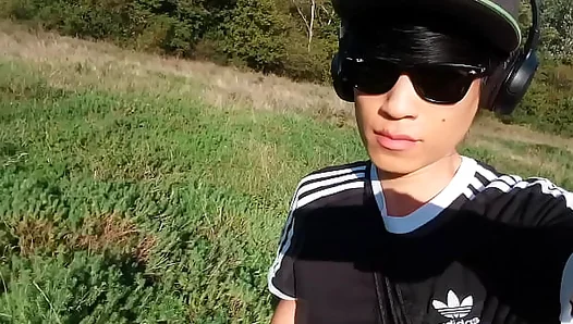 Jon Arteen Bares His Cock Pisses Alfresco – Hot Asian Gay Moment – 18+