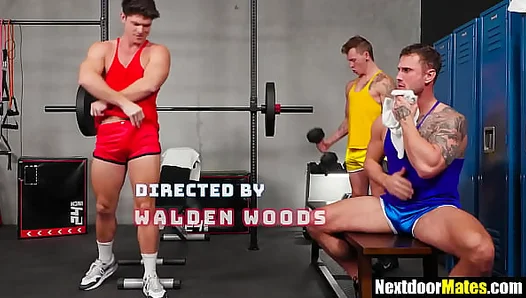 Two Horny Gym Guys Swap Spit Share a Thick Cock Through Glory Hole – Hot Action