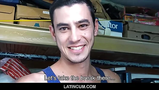 Steamy Encounter: Amateur Latino Guys Share Passionate Blowjobs – XXXTales 18+