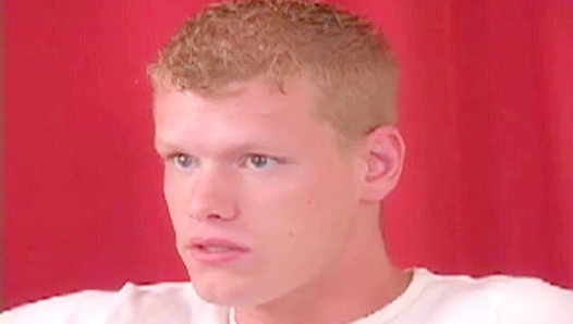 Chris Burg Goes Wild in Steaming Group Masturbation Session – GayPornRage 18+