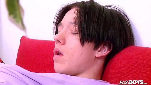 Emo Cutie Kevin Sanders Fiery Climax Unleashed – EastBoys 18+