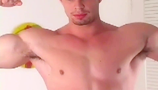 Huge Amatuer Stud Jerks Massive Cock in Hot Group Jackoff Session – XXXGayHub 18+