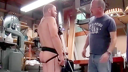 Dom Submerged in Pleasure: Dominant Stylist Commands Two Men – NaughtyLuxury 18+