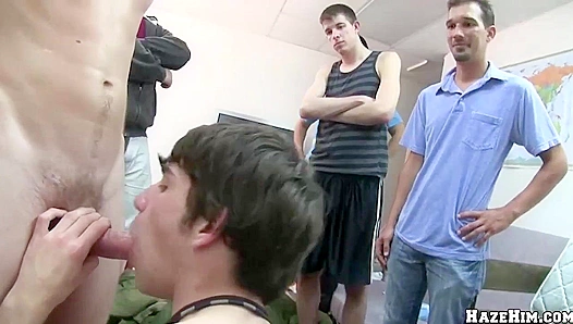 Frat Bros Get Hot Heavy in Steamy Dorm Room Encounter – HazeHimHard