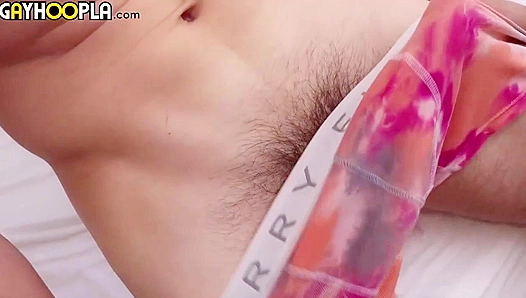 Hard Inked Hunks Solo Massage Turns into Hot Masturbating Session – GayPornVault 18+