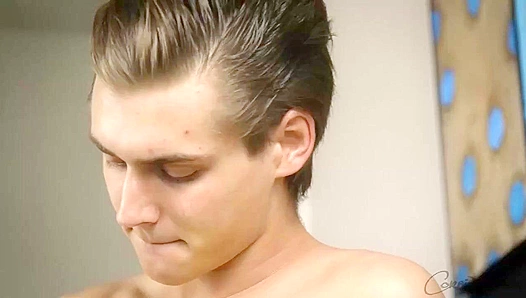 Skater Boi Blasts Creamy Load After Intense Solo Ride – CorbinFisher 18+