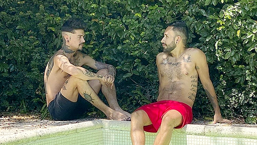 Kendro Milos Hot Pool Moment: Tattoled Latino Passion Ignites – 18+