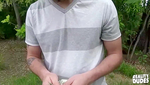 Riding Hard for Real: Hot Texan Gets Fully Loaded Bareback – GayAmateurX 18+