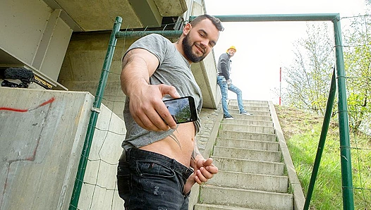 Jerome Marty Goes Wild: Hot Outdoor Fuck by the Highway – GayEuroHunks 18+