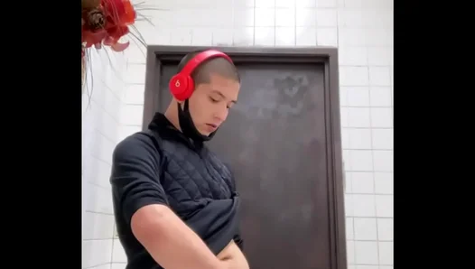 Quick Steamy Release: Dude JOLFS Wildly CUMS Hard in Public Restroom – 18+