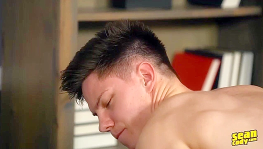 Rileys Steamy Workout Fantasy – Muscle Stud Jerks Thick Rod – SeanCody