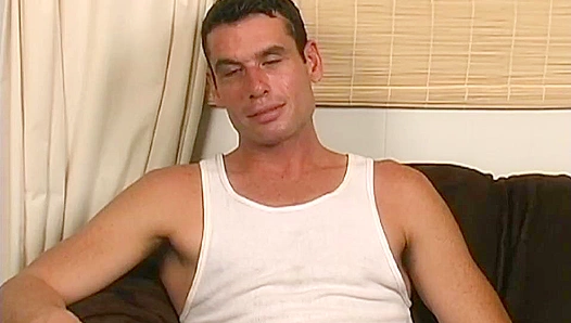 Scotts Tight Tank Stretches Over Massive Bulge — Unbelievable Load On Display – GayTube