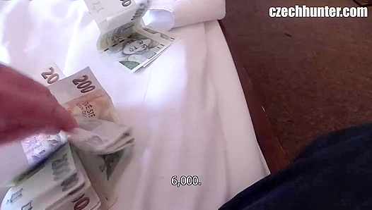 Czech Hunter: Raw Blowjob Ends With Hot Cum Shot on Horny Stud – SteamyGayScene