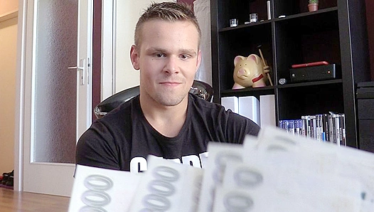Desperate Twink Sells Ass Hard — Raw Anal for Cash Thrills – GayCashCallers 18+