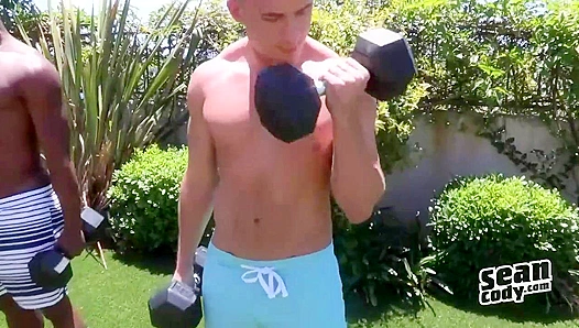 Landon Takes Porters Massive BBC Deep — Stretching For Big Dick Pleasure – HotLeak 18+