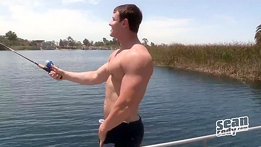 Samuels Powerful Frame Dominates While Riding His Thick Hardness – SeanCodyX