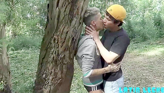 Hot Latin Threesome Under the Sun: Radison Freddys Steamy Encounter – 18+