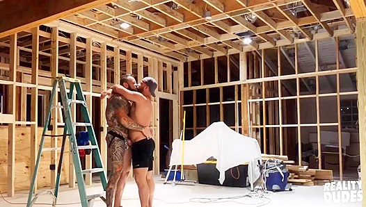 Hard Rough Bareback Fun: Two Horny Twinks Fuck Like Animals – RealityDudes 18+
