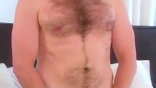 Ripped Lorens Shows Off Huge Erect Tool That Drives Fans Crazy – HotDILFs Only