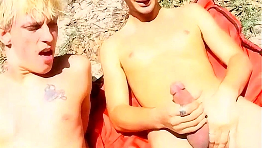 Two Horny Twinks Get Wet Wild Outdoor Blowjob Session – LollipopTwinks 18+