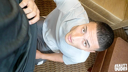 Paul Takes Full Control: POV Ass Ripped by Zeus Thick Load – 18+