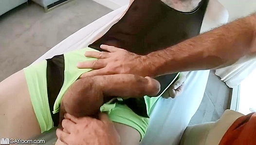 Hot Oil Sparks Fire: Blake Jaxs Steamy Sensual Ride – GayPornHeat 18+