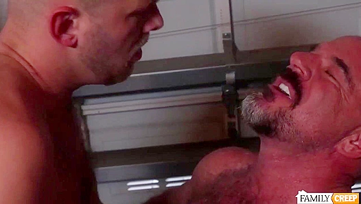 Chandler Scott Jack Dyer Dive into Forbidden Anal Fun – Family Secrets Unfold – GayPornXL